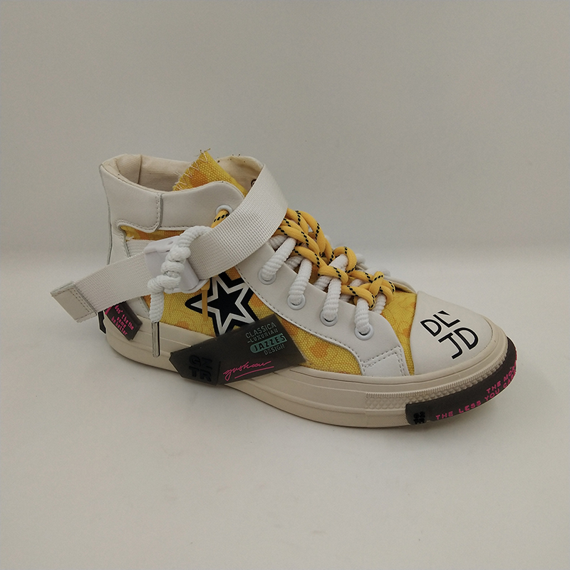 ファッションスポーツシューズ